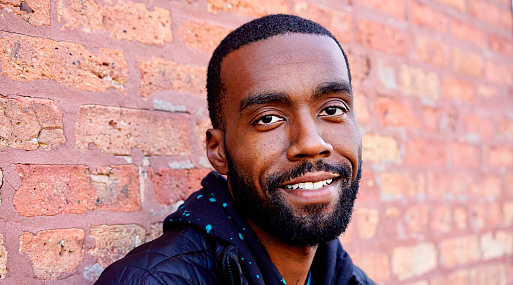 Звезда «Медведя» присоединился к касту криминальной драмы Moses the Black