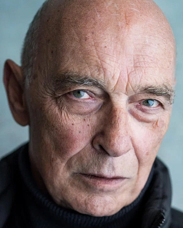 Джеймс Фолкнер