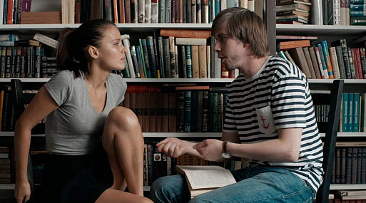 «Как Тарковский, только интересно»: вышел трейлер комедии «Глубже!» про российскую порноиндустрию