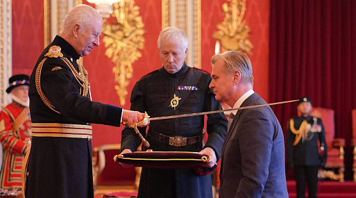 Режиссёр Кристофер Нолан был посвящён в рыцари