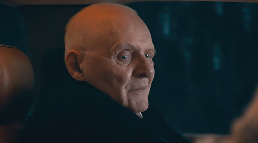 Билл Скарсгард и Энтони Хопкинс на характер-постерах триллера «Западня»