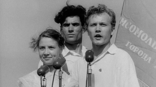 Почерк Сокурова: в Венеции состоялась пятичасовая премьера «Записной книжки режиссёра». Рассказываем, как это было