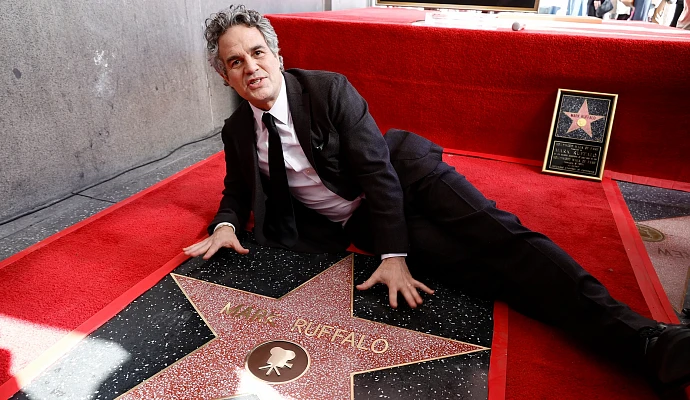 Марк Руффало удостоился звезды на Голливудской «Аллее славы»