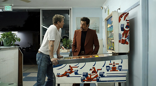 Брэд Питт и Хавьер Бардем на новом кадре «Формулы 1»