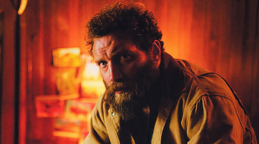 Джай Кортни  в дублированном трейлере хоррора «Хищные твари»