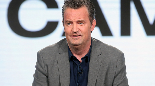 Мэттью Перри выбыл из фильма «Не смотрите наверх» после клинической смерти