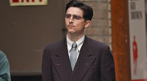 Тимоти Шаламе на съёмках «Величайшего Марти» Джоша Сэфди