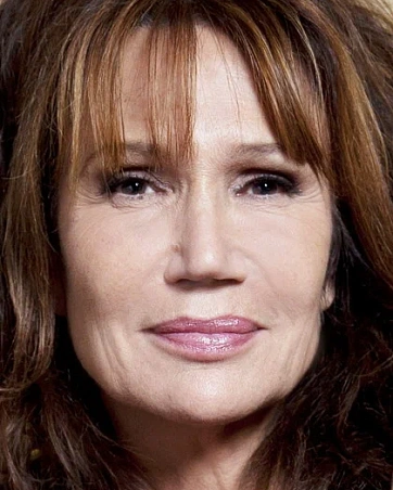 Клементин Селарье