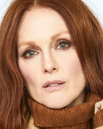 Джулианна Мур