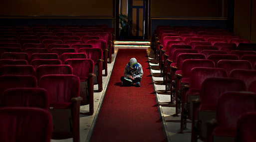 Российскую киноиндустрию поддержат рублём: деньги разделят между продюсерами и кинотеатрами