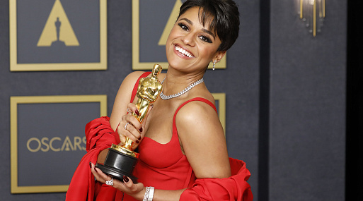 Ариана ДеБос сыграет в психотриллере «Дом трофеев» от Amazon