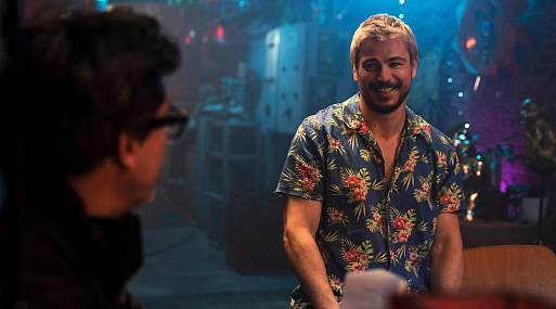 Вышел трейлер комедийного боевика «Рейс навылет» с Джошем Хартнеттом