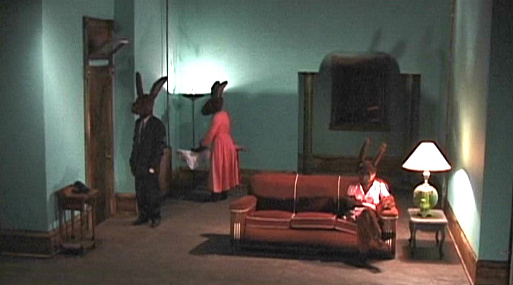 Дэвид Линч выложил в свободный доступ первый эпизод из серии «Кролики»