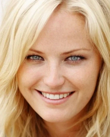 Малин Акерман