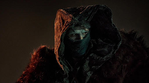 Джейкоб Элорди в роли монстра на новых кадрах «Франкенштейна» Гильермо дель Торо