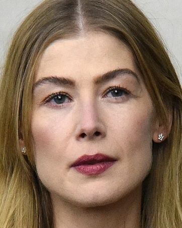 Розамунд Пайк