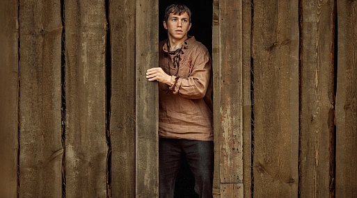 Гоша Куценко и Сергей Романович знакомятся в тизер-сцене сериала «Хутор»