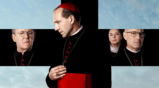 Рэйф Файнс на первом постере «Конклава»