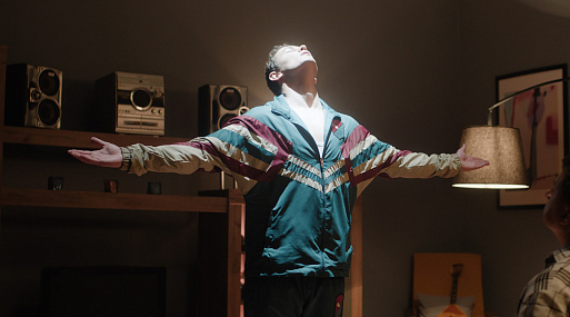 Новые кадры комедии «Семейный призрак» с Никитой Кологривым и Максимом Лагашкиным