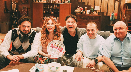 Букины вернутся в свою старую двухэтажную квартиру