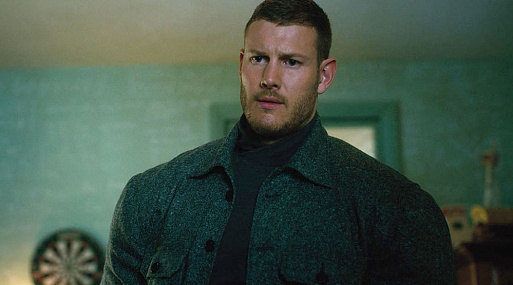 Том Хоппер сыграет в комедии с Эммой Робертс про полёт в космос