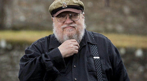 Книгу Джорджа Р. Р. Мартина бойкотируют из-за обвинений его соавторов в расизме