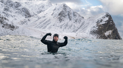 Крис Хемсворт доводит себя до предела в трейлере шоу National Geographic