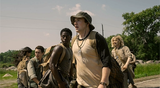 Что смотреть в кино с 18 сентября: от «Долгой прогулки» до «Альтера»