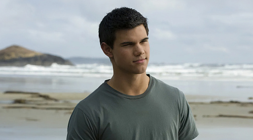 Звезда «Сумерек» Тейлор Лотнер сыграет охотника на оборотней