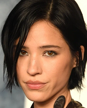 Келси Эсбиль