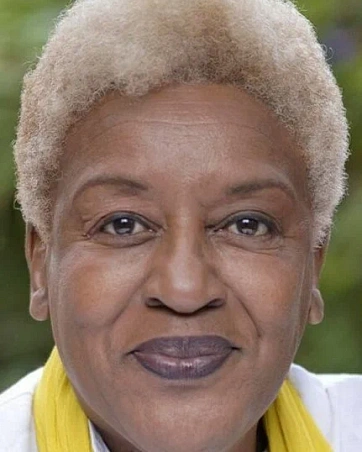 Си Си Эйч Паундер