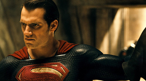 Камео Генри Кавилла и Галь Гадот удалят из фильма «Флэш»