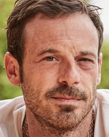 Скут МакНэри