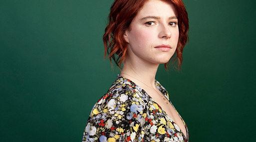 Джесси Бакли и Риз Ахмед сыграют в сай-фае про тестируемую любовь