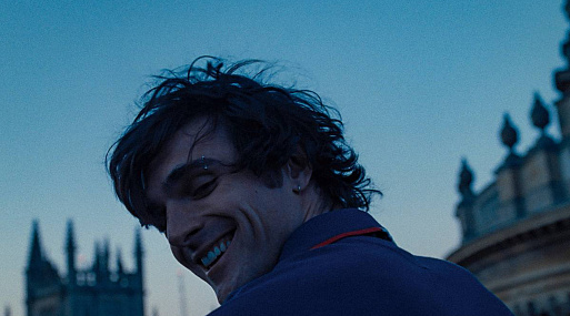 Барри Кеоган становится одержим аристократами в трейлере Saltburn