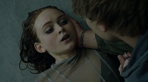 Сэди Синк в опасности в новом отрывке «Города страха»