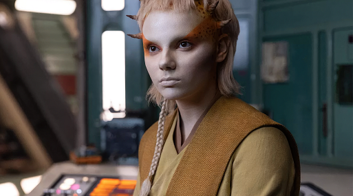 Дафни Кин предстала в образе джедая на кадрах сериала «Аколит»