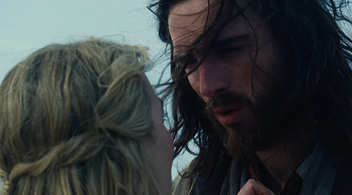 Викторианский БДСМ в тизере «Грозового перевала» с Марго Робби и Джейкобом Элорди