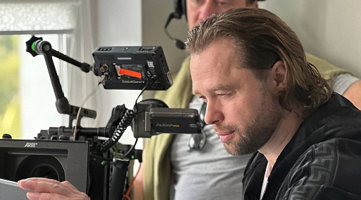 Виталий Гогунский поделился фотографиями со съёмок продолжения «Универа»