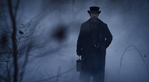 Кристиан Бэйл предстал в образе детектива из триллера Netflix «Всевидящее око»