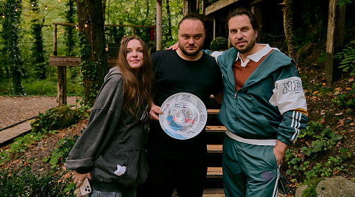 Александр Ревва приступил к съёмкам семейной комедии «Ждун 2»