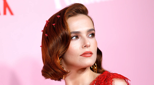 Зои Дойч поработает с Клинтом Иствудом над фильмом «Присяжный № 2»