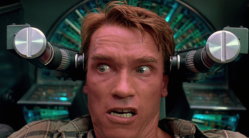 Киноклуб «Афиша» покажет культовый боевик «Вспомнить всё» в 4К-реставрации