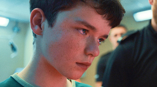 Нужно поговорить о Джейми: рецензия на мини-сериал «Переходный возраст»