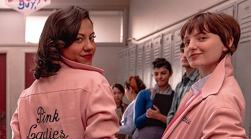 Появился первый кадр из сериального приквела «Бриолина»