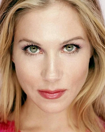 Кристина Эпплгейт