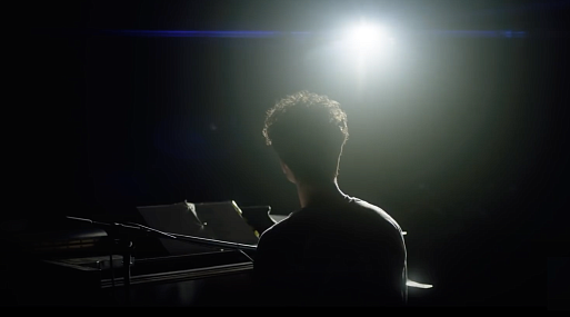 Эндрю Гарфилд поёт о лучшей жизни в трейлере режиссёрского дебюта Лин-Мануэля Миранды