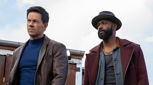 Марк Уолберг и Лакит Стэнфилд на первом постере «Грязной игры» Шейна Блэка