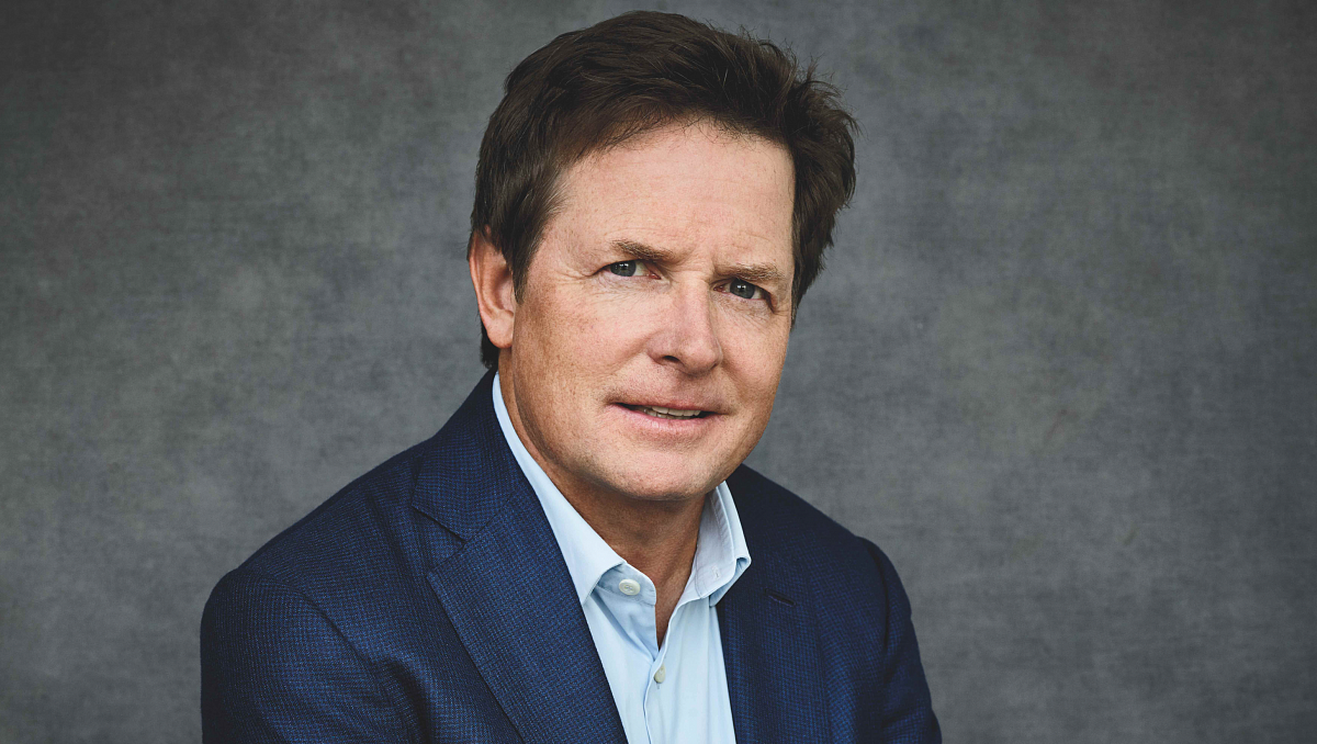 Michael fox british actor. Michael j Fox. Майкл Фокс 2020. Майкл Джей Фокс 2022. Майкл Джей Фокс молодой.