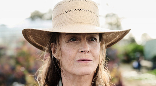 Prime Video покажет «Потерянные цветы Элис Харт» с Сигурни Уивер в августе